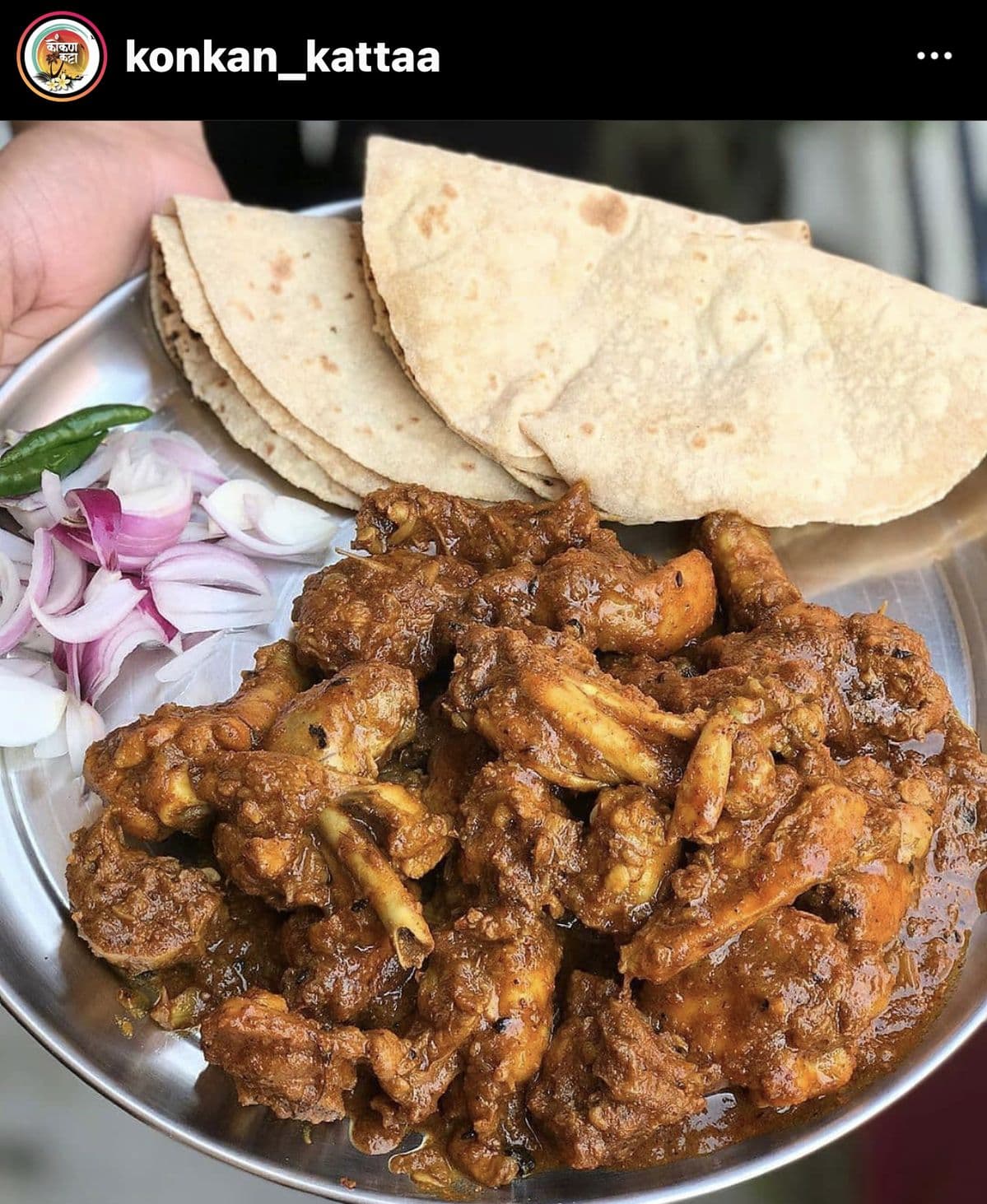 Roti (6 pieces) + Chicken (5 pieces)